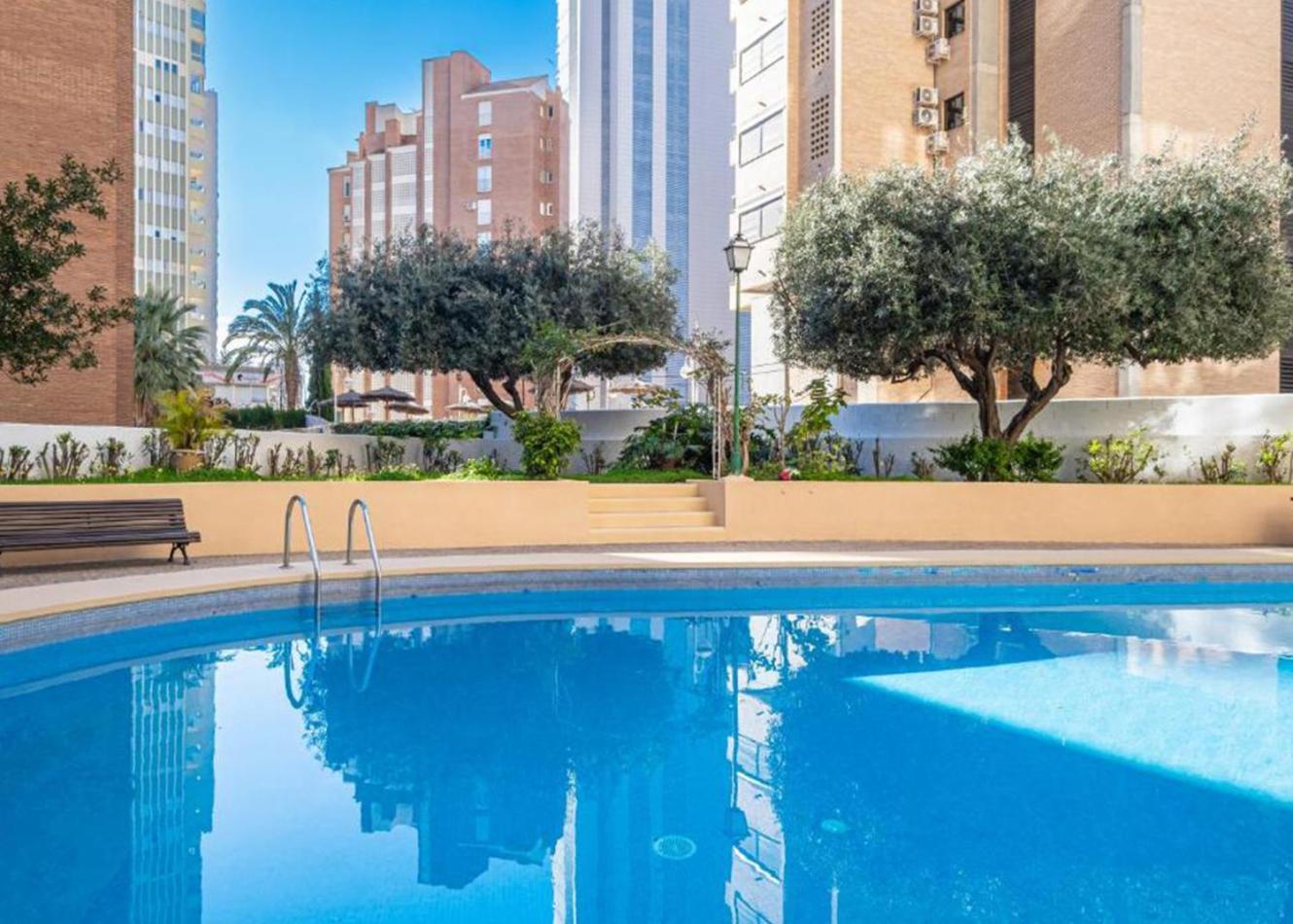 Wunderschoenes Fuer 4 Gaeste Mit Pool & Klima, Lage In Strandnaehe Appartement